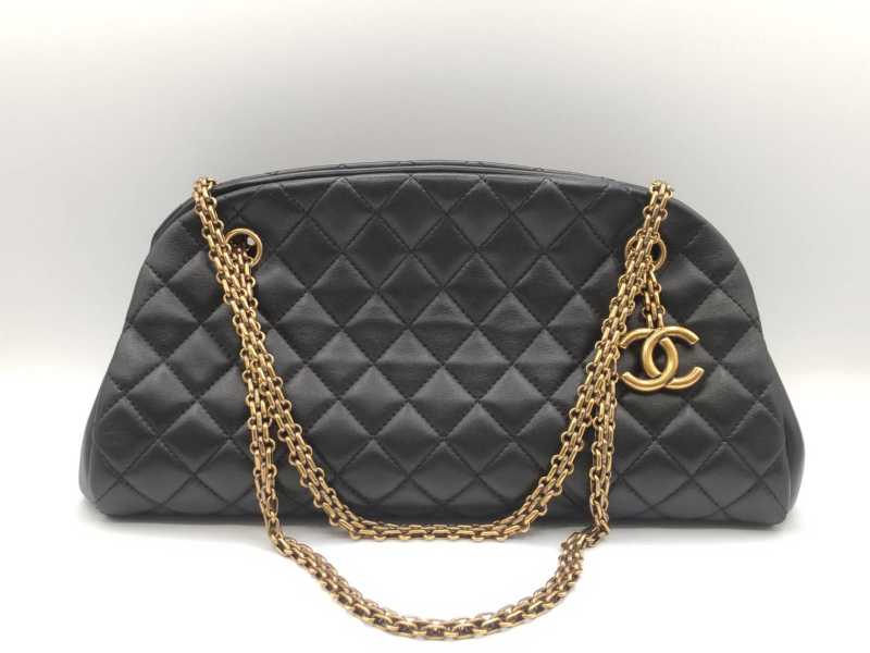 シャネル買取　マドモアゼルボーリングバッグ